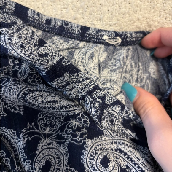 Two piece paisley outfit - Picture 2 of 4